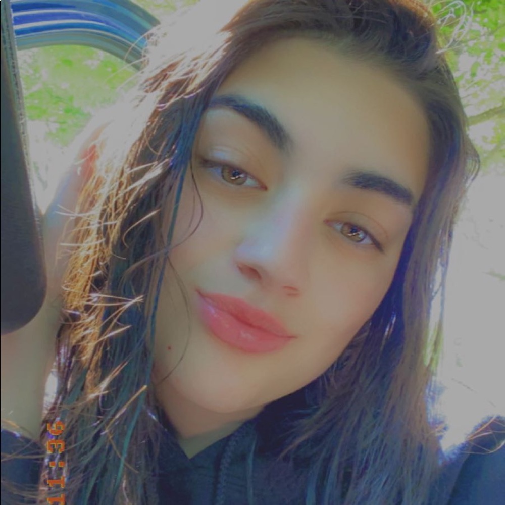 Meet your Posher, Destany